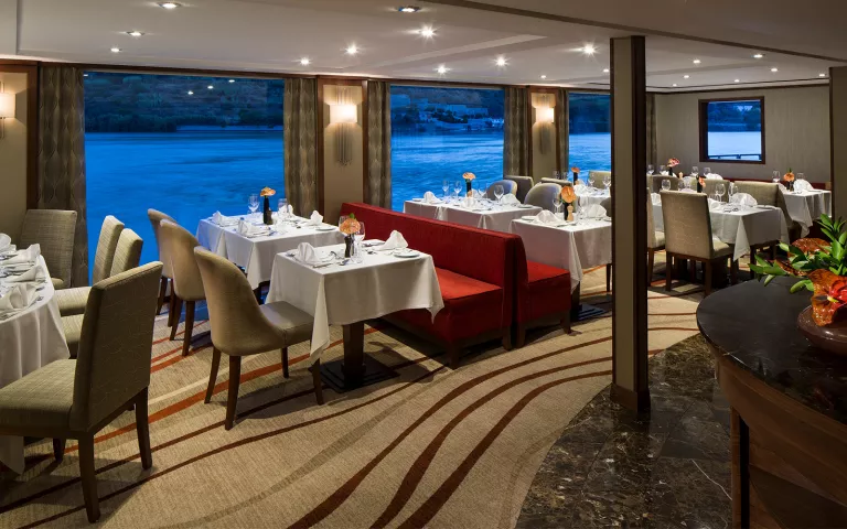 AmaWaterways Restaurant