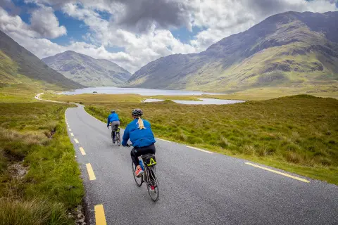Two Cyclists Valley Ireland