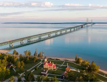Long bridge over the ocean, connecting two towns